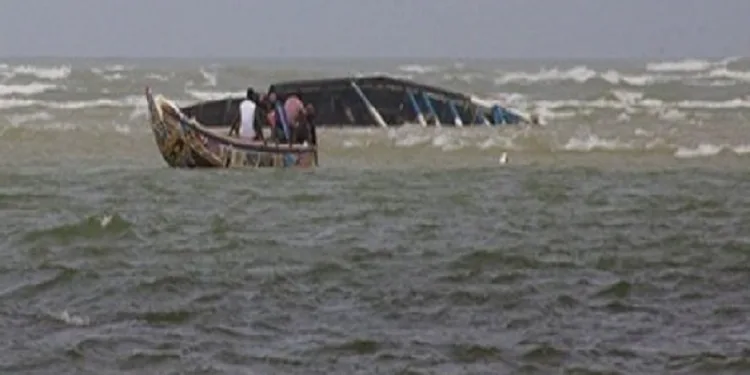 Fishing canoe with 7 crew members missing, police, navy launch search
