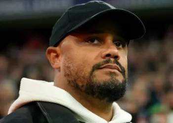 Kompany discharged from hospital following collapse