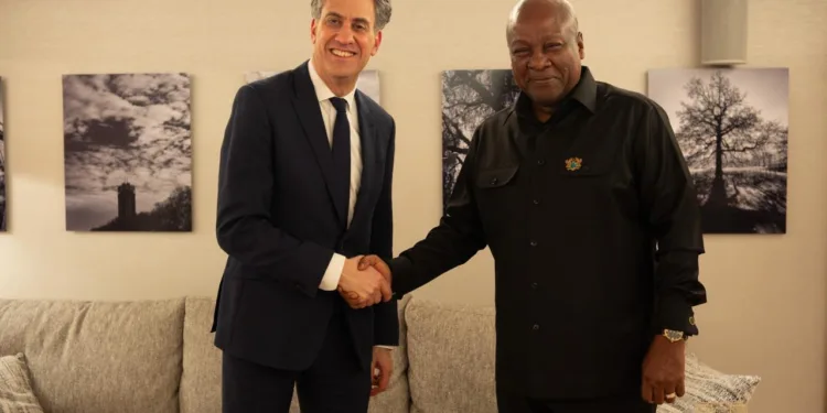 Photos: President Mahama meets UK Foreign Secretary Ed Miliband in London